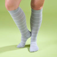 Knee-High Compression Socks – Stripes Heather/White
