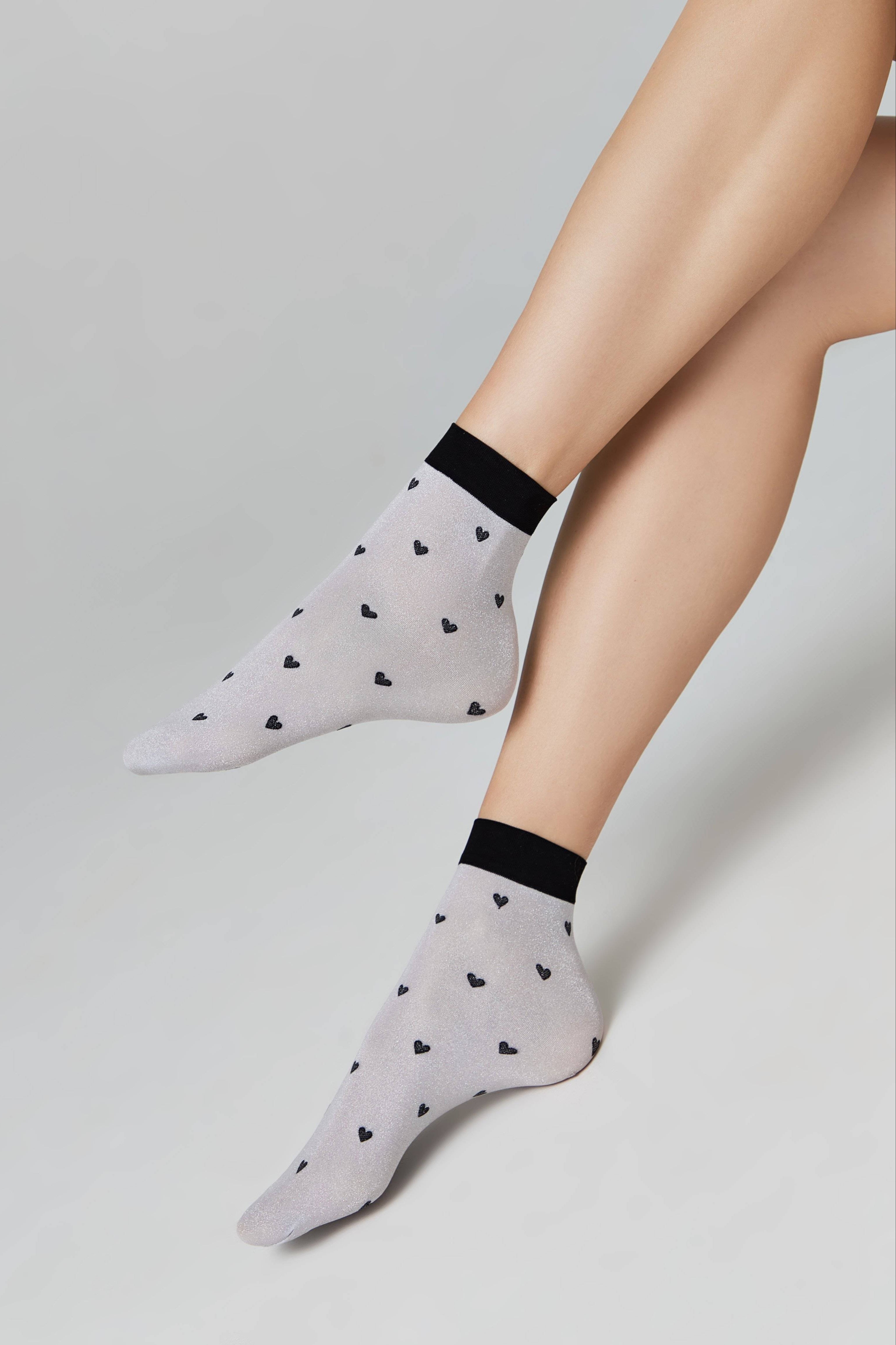 Shimmering Socks Conte Fantasy - "Hearts" Designs